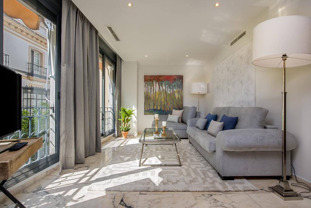 Genteel Home Vinuesa Seville Exterior photo